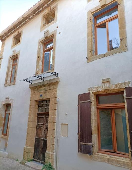 Ferienwohnung T2 Duplex "Chez Evelyne" Remoulins Exterior foto