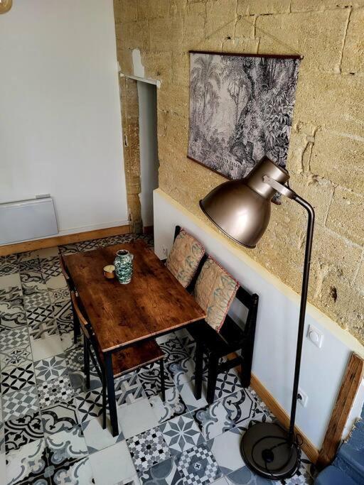 Ferienwohnung T2 Duplex "Chez Evelyne" Remoulins Exterior foto
